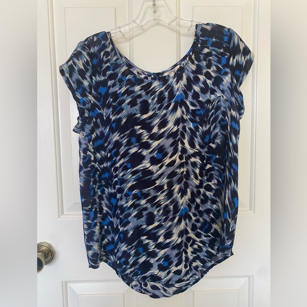 Joíe, Blue leopard print, 100% silk top